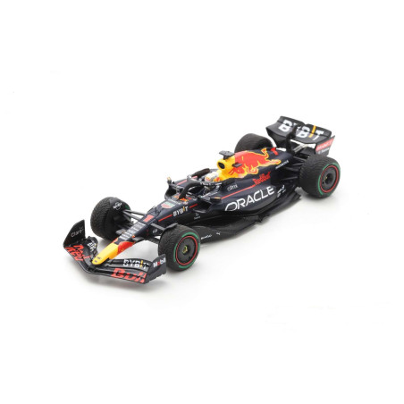 Red Bull RB18